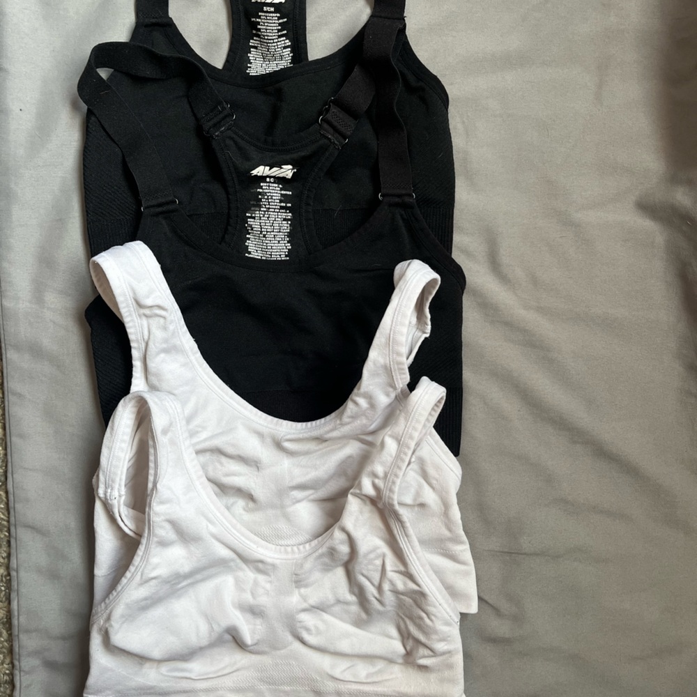 4 Sports Bras